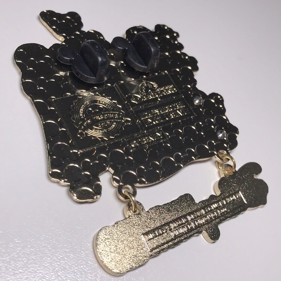 DISNEY Frozen Pin (Exclusive Limited Edition) - Picture 4 of 11